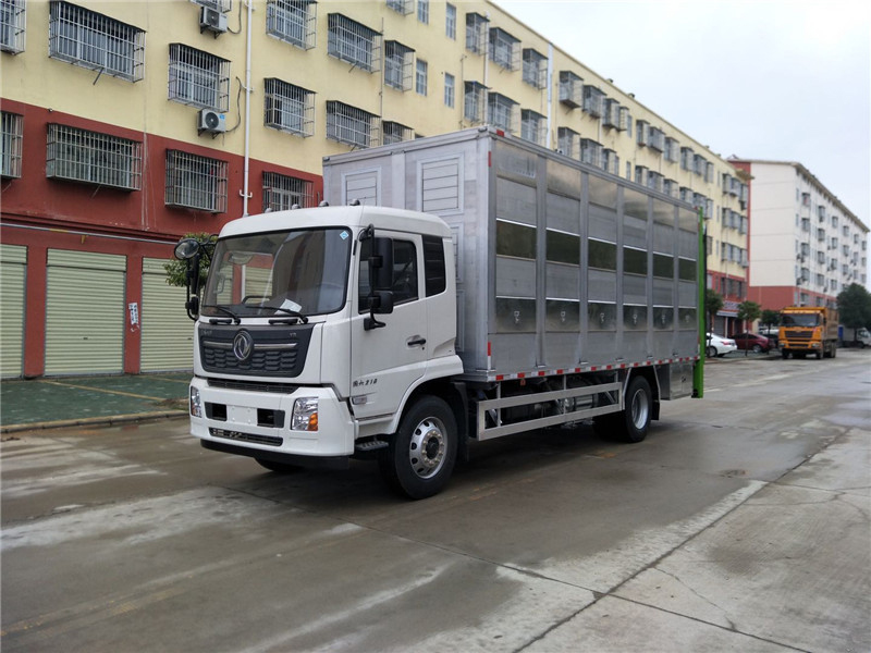 東風(fēng)天錦畜禽運(yùn)輸車(chē)（前二后四）