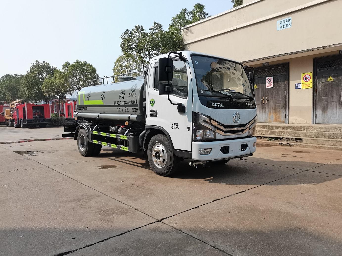 5方多利卡玉柴140灑水車(chē)