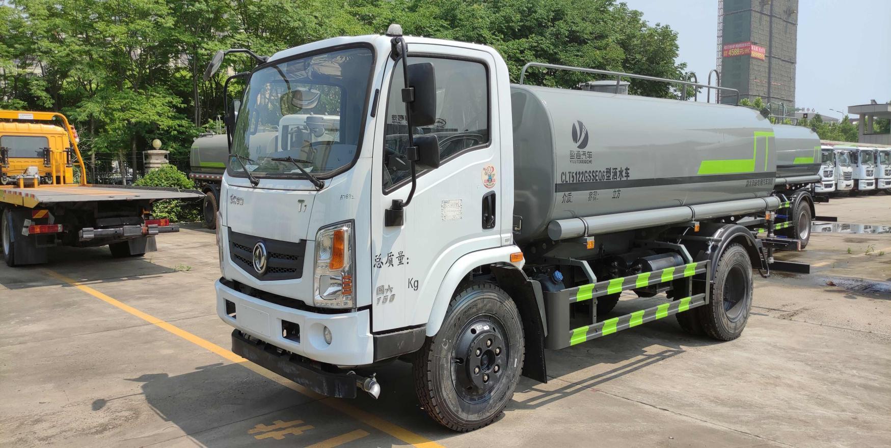 9.3方華神T1灑水車(chē)