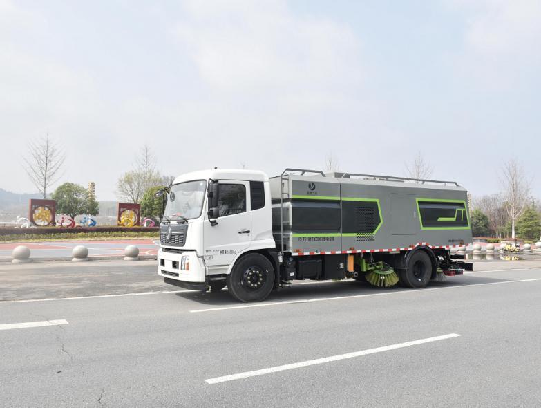 東風天錦干濕多用洗掃、吸塵、刨吸、滾掃車