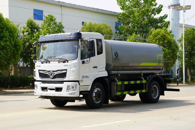 東風(fēng)福瑞卡灑水車，湖北盈通12噸灑水車廠家報(bào)價(jià)